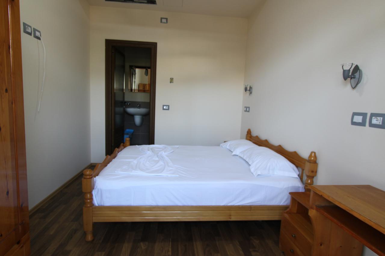 Panorama Rooms Hotel Near The Old Bazaar Крує Екстер'єр фото